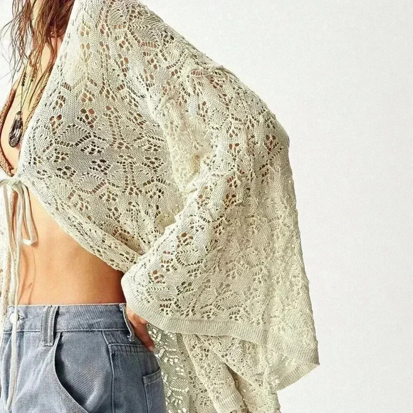 Beige Casual Women's Hollow Out Knitted Cardigan With Flared Sleeves - Picture 6 of 8